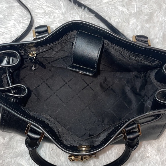 Michael Kors Hamilton Black Leather Satchel and Wallet Phone Holder Wristlet Set - Picture 11 of 17